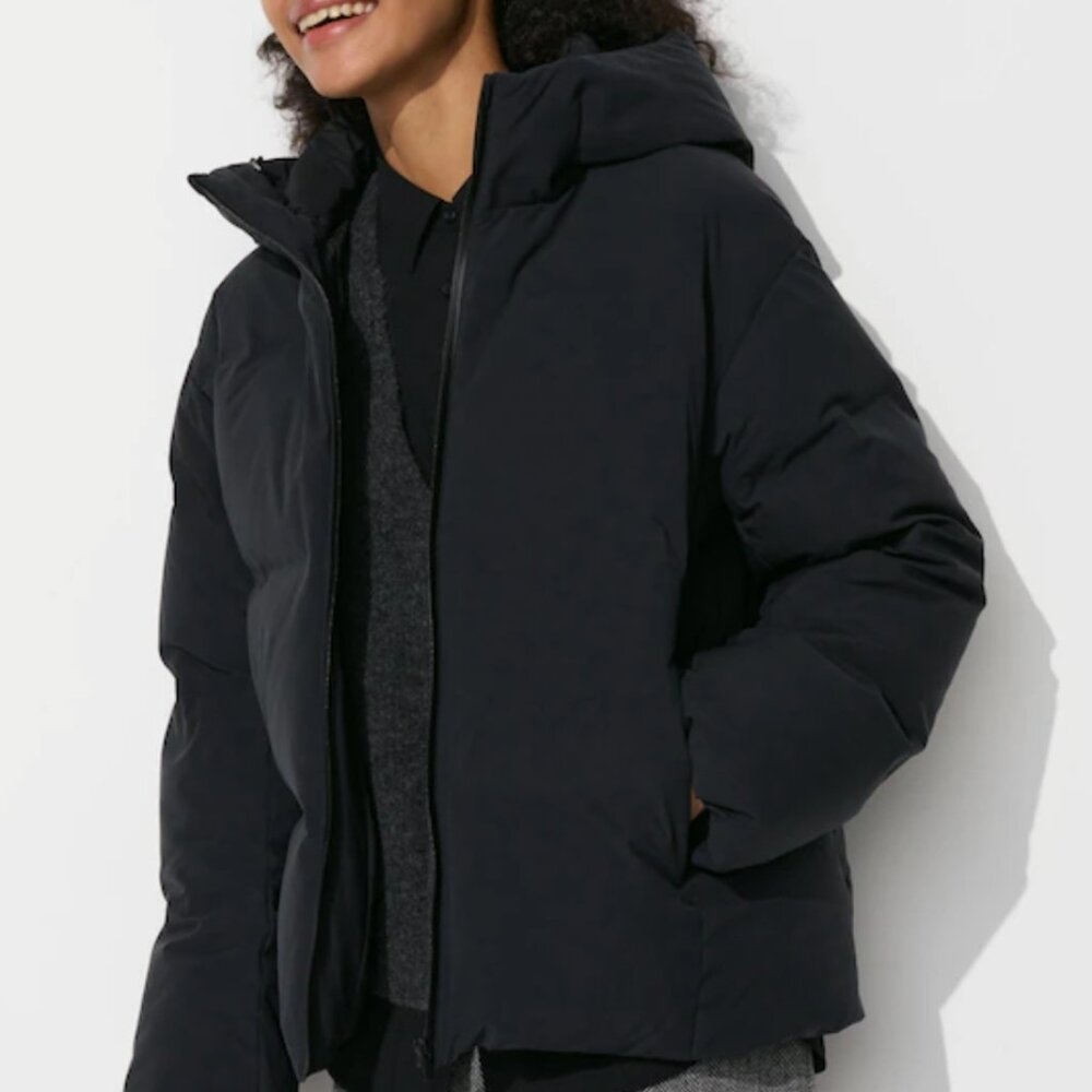 Uniqlo Women's Seamless Black 90% Down Fill Parka
